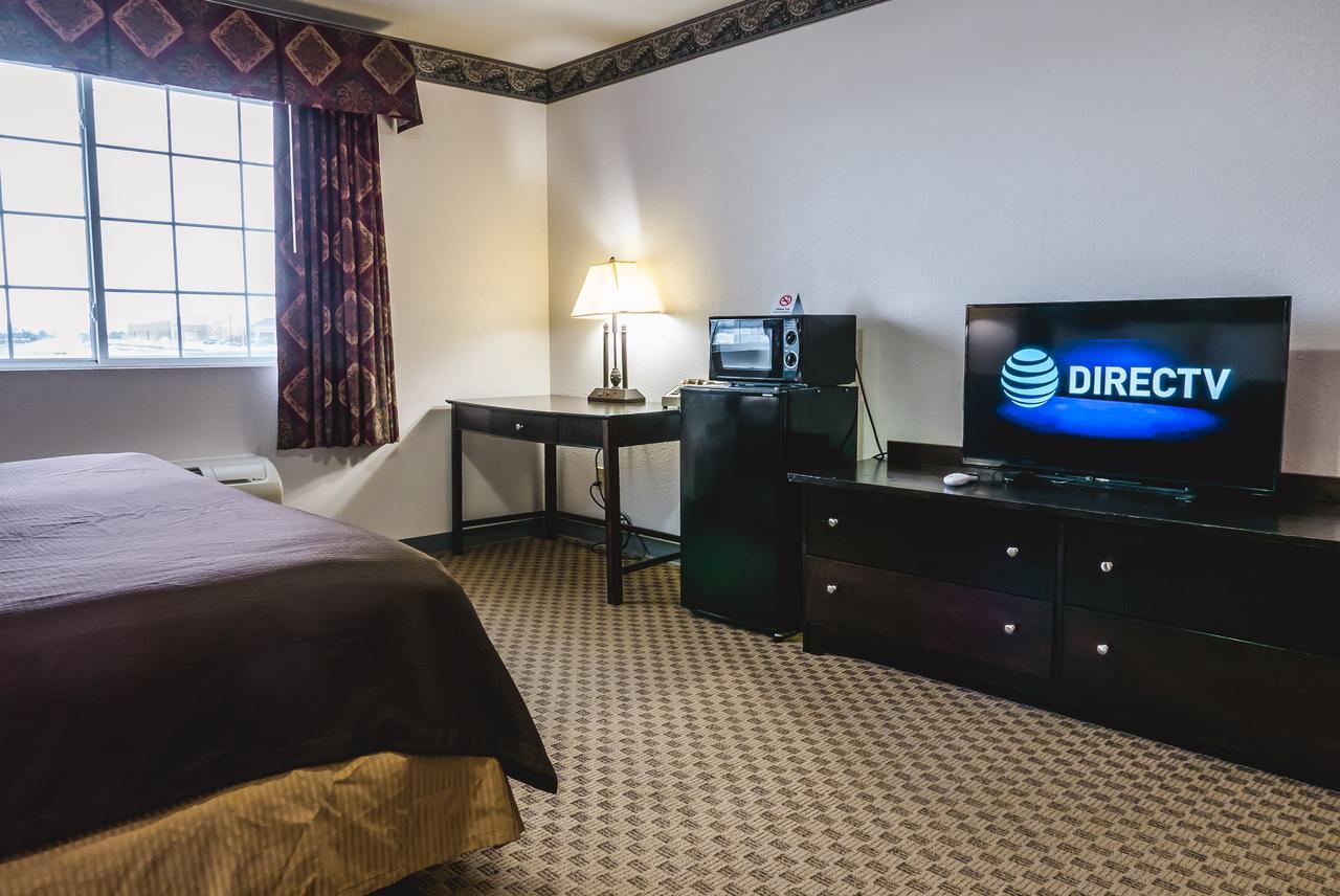 Cobblestone Inn & Suites - Platteville Bagian luar foto