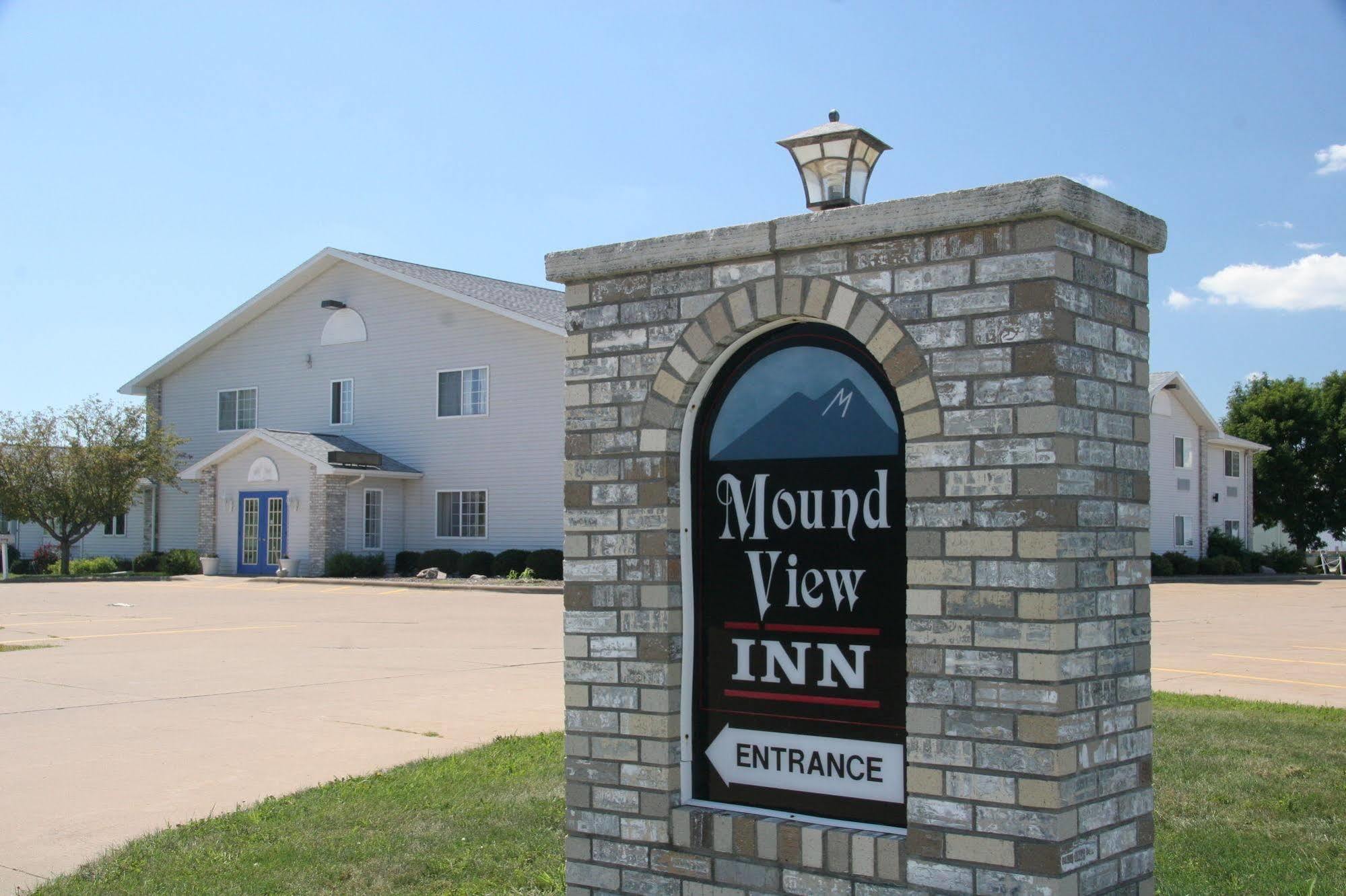 Cobblestone Inn & Suites - Platteville Bagian luar foto
