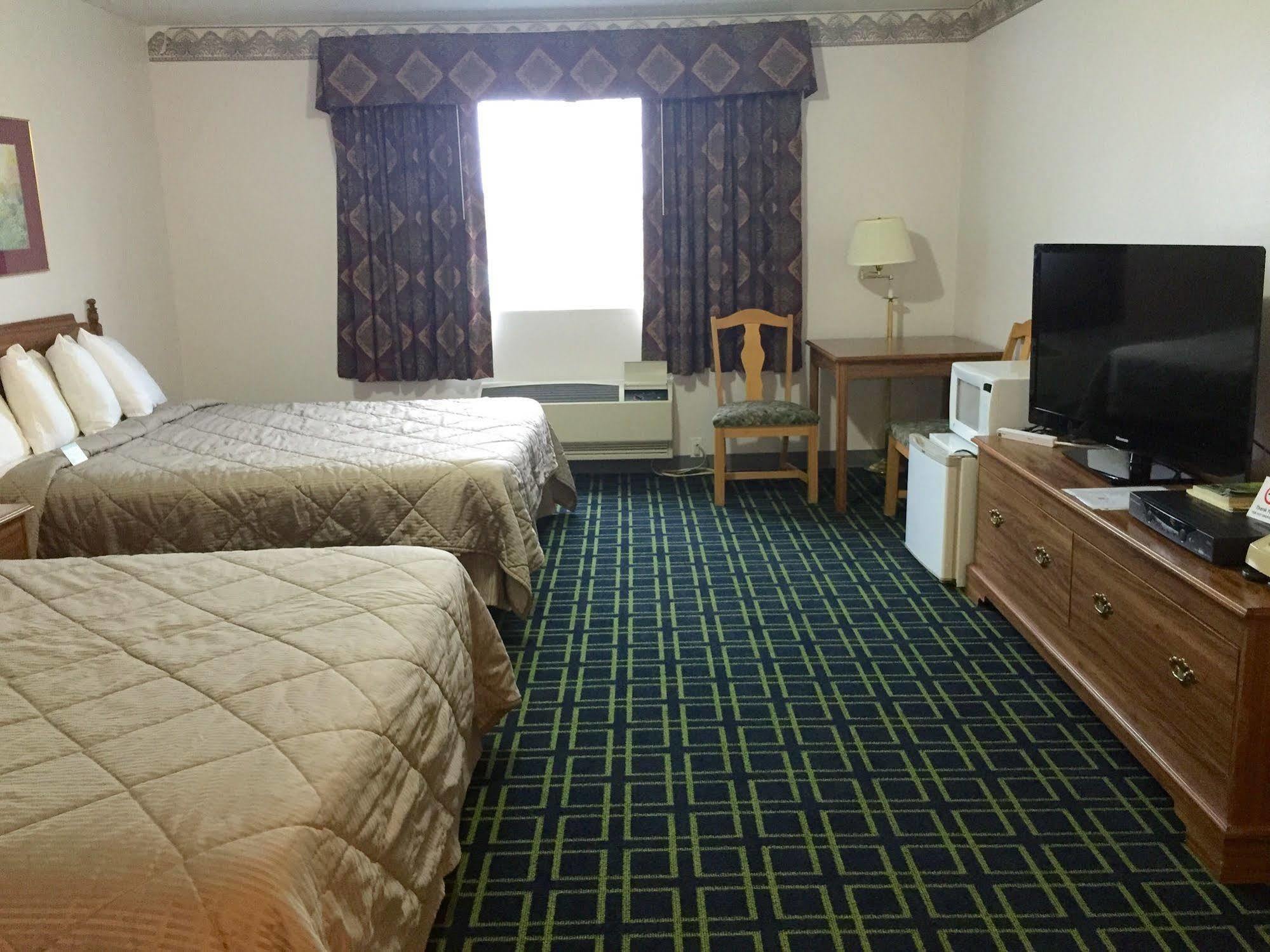 Cobblestone Inn & Suites - Platteville Bagian luar foto