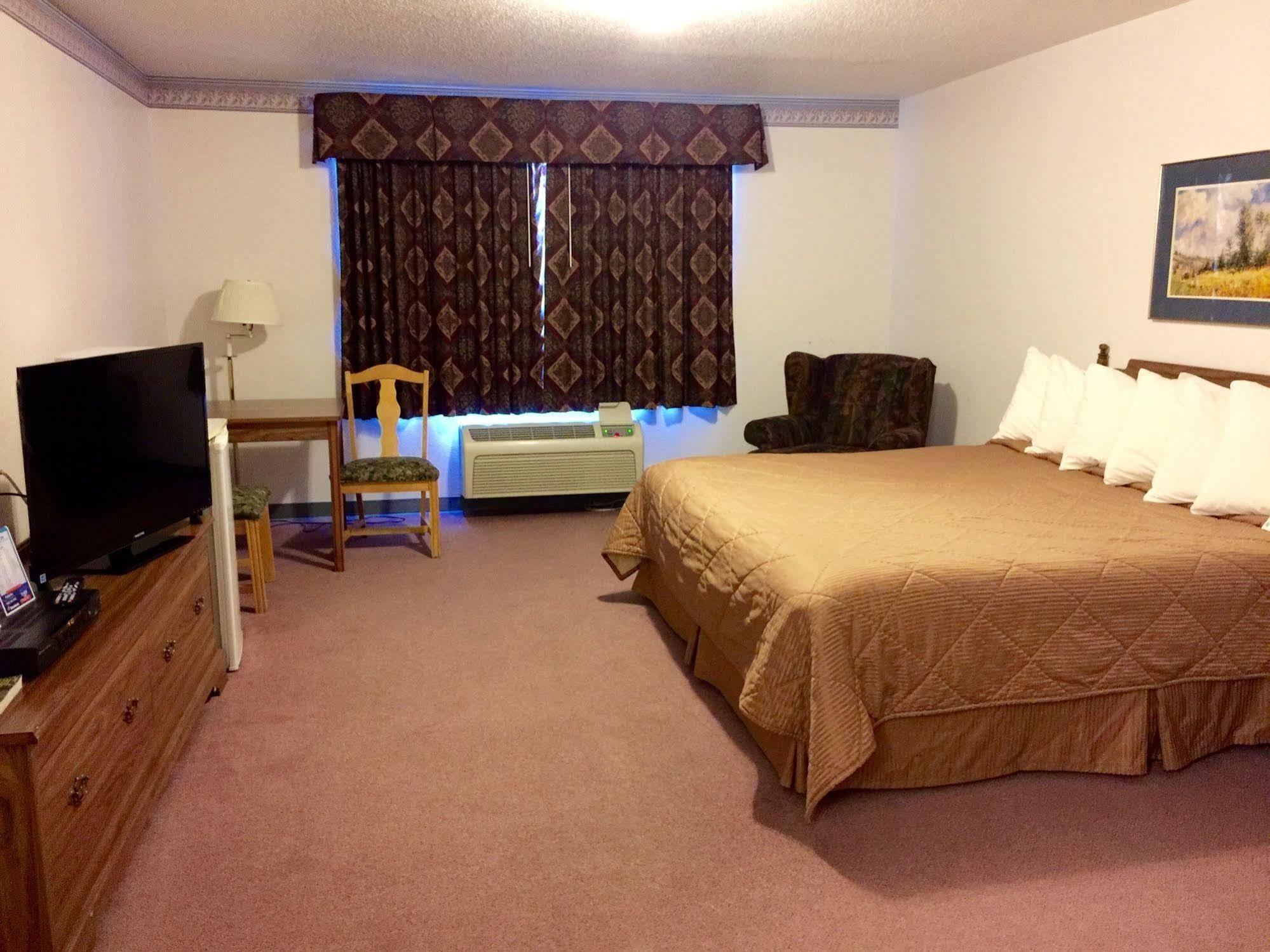 Cobblestone Inn & Suites - Platteville Bagian luar foto